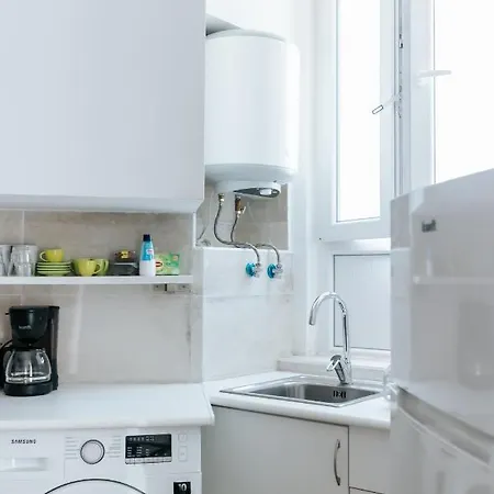 - Arroios Ii Apartment